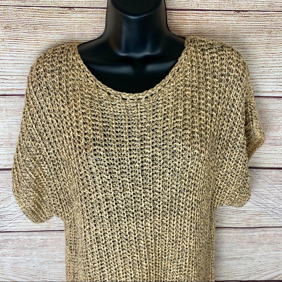 Lush Tan Short Sleeve Sweater Size Medium - Picture 2 of 7